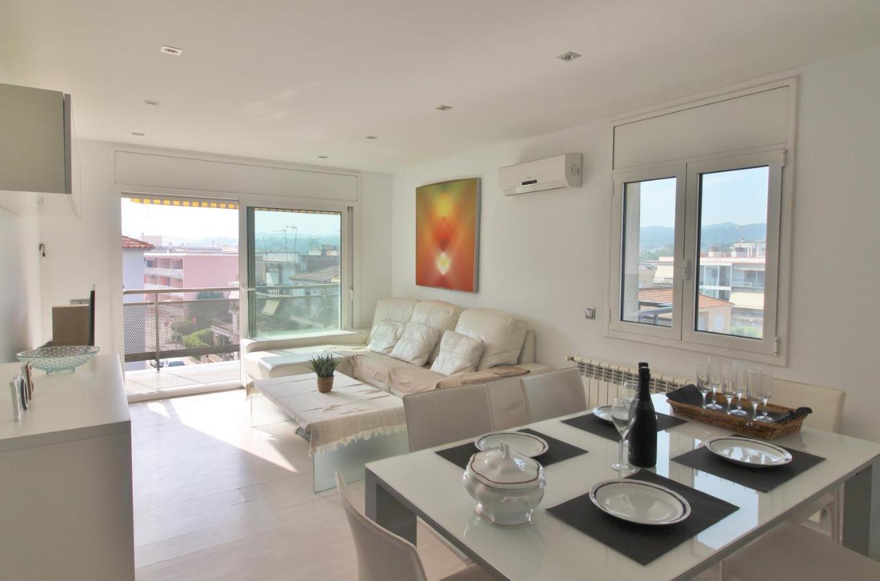 Apartamento Esquinero En Palamos Luaran gambar