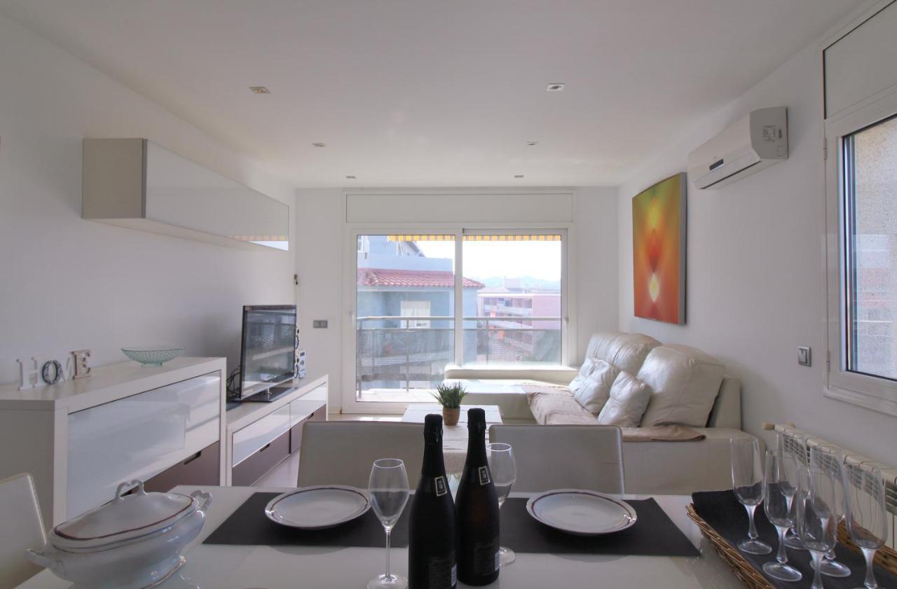 Apartamento Esquinero En Palamos Luaran gambar
